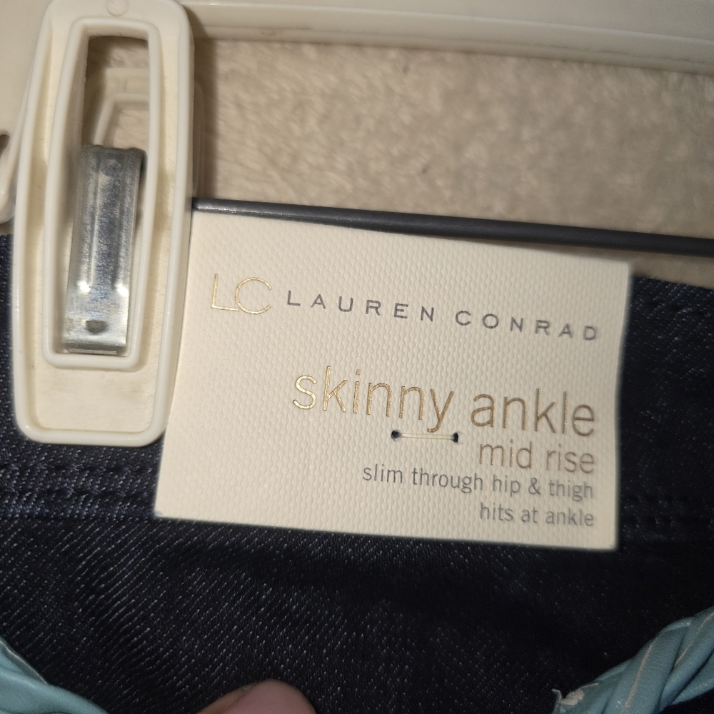 LC Lauren Conrad Skinny Ankle Mid Rise NWT Size 6 Dark Wash Blue Jeans - Picture 6 of 13